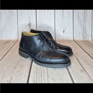 Bostonian Men's Size 11D Black Brazilian Leather Chukka Boots Seam Detail